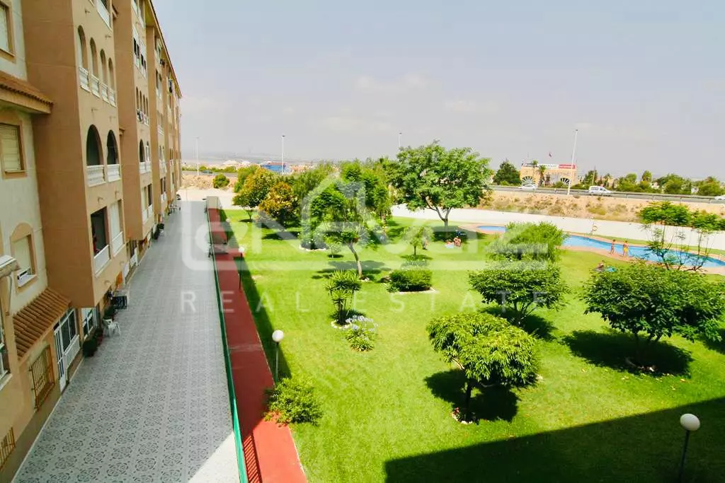 Apartamento en Torrevieja 68 m², Ref.975-0