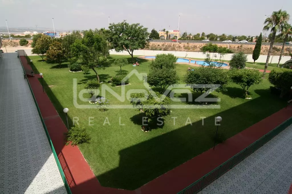 Apartamento en Torrevieja 68 m², Ref.975-8