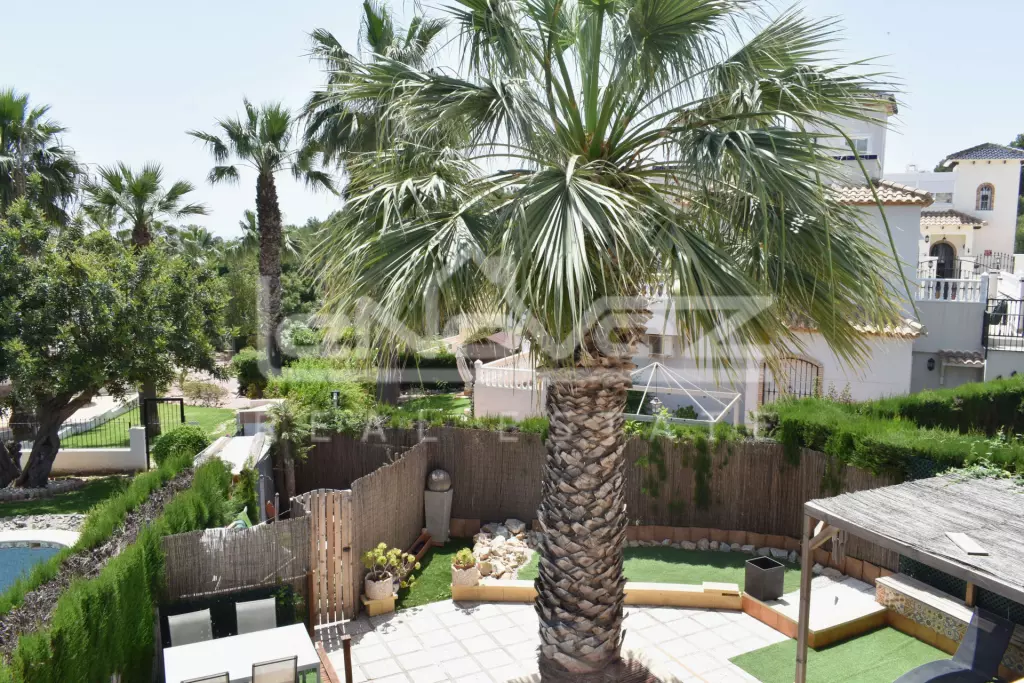 Villa en Los Dolces 160 m², Ref.977-1