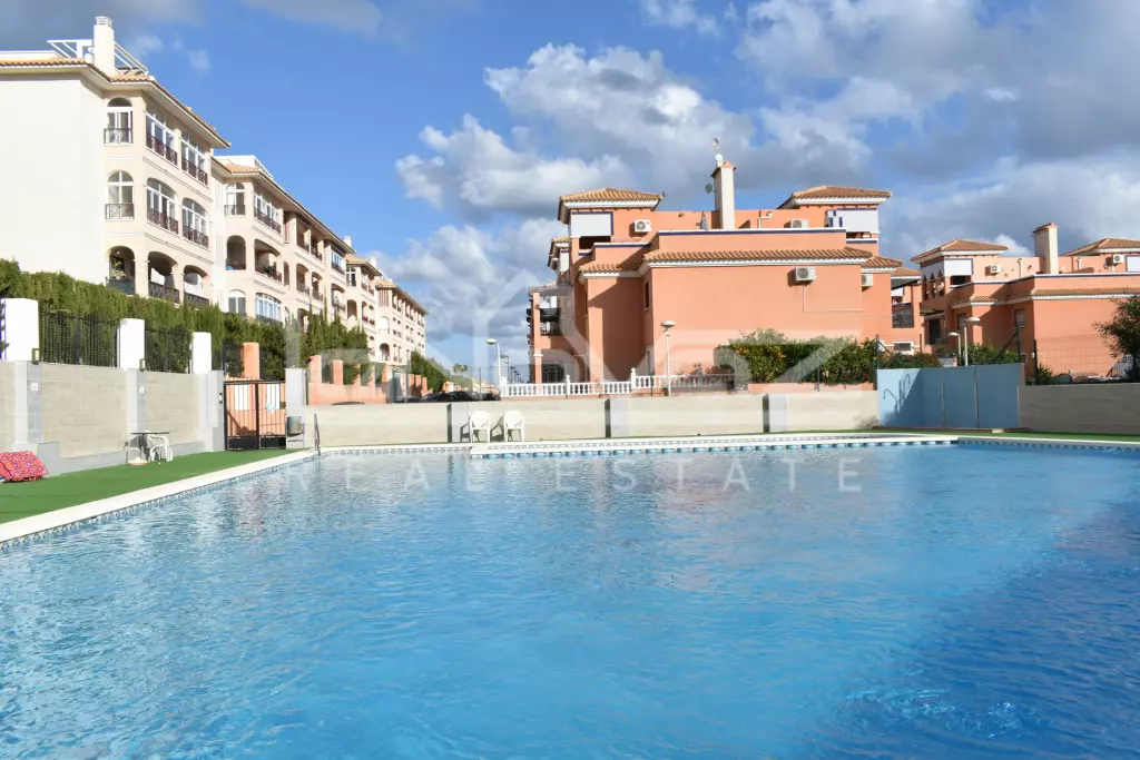 Apartamento en Playa Flamenca 75 m², Ref.979-18