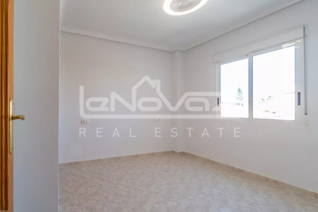 Apartamento en Playa Flamenca, Ref.993-11