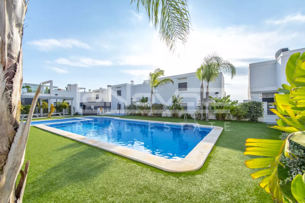 Villa in Lomas de Cabo Roig 113 m², Ref.994-29