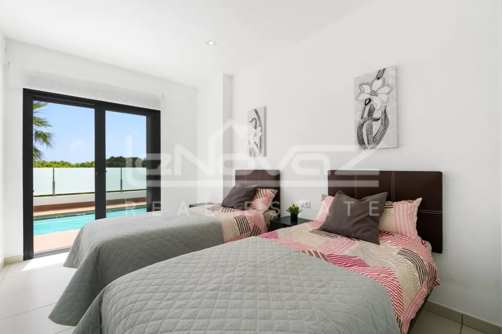 Villa in Lomas de Cabo Roig 113 m², Ref.994-5