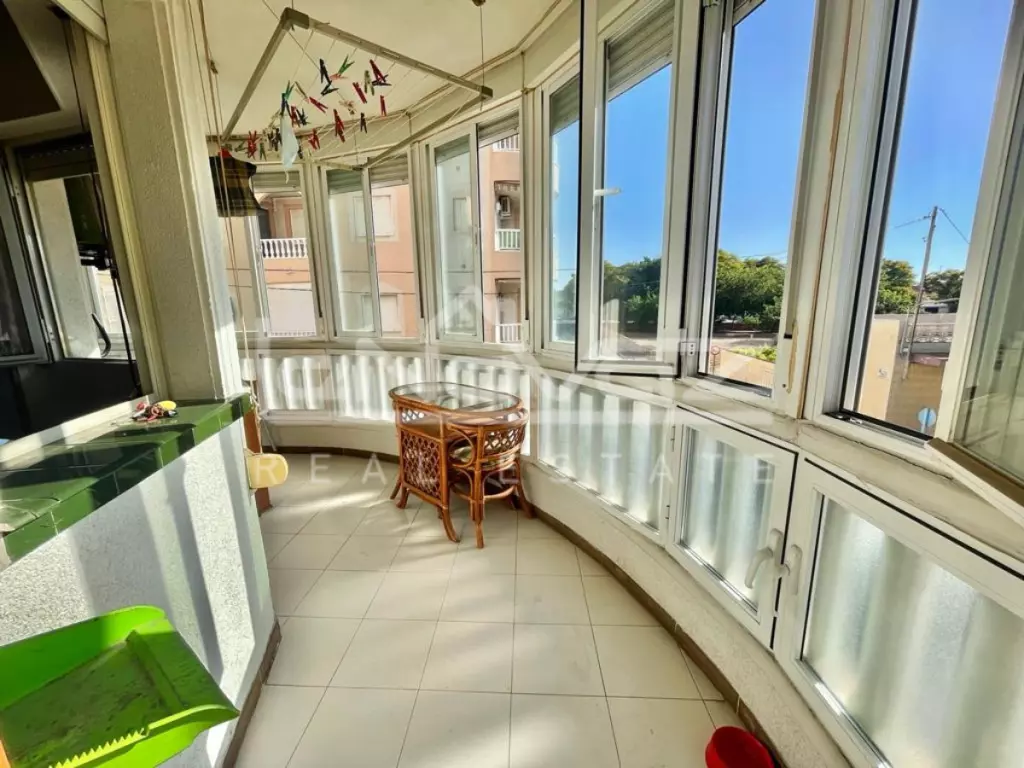 Apartamento en Torrevieja 80 m², Ref.998-10