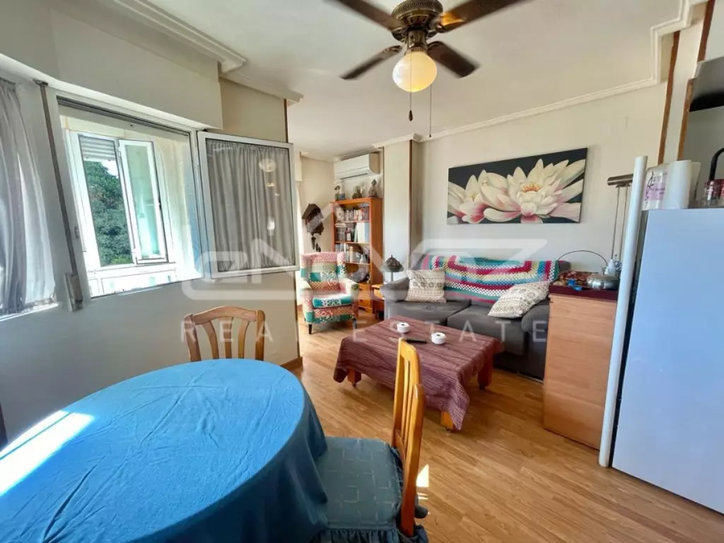 Apartamento en Torrevieja 80 m², Ref.998-12