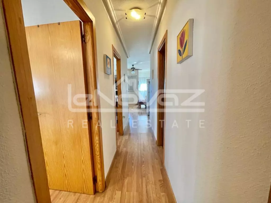 Apartamento en Torrevieja 80 m², Ref.998-13