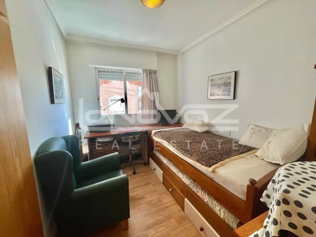 Apartamento en Torrevieja 80 m², Ref.998-14