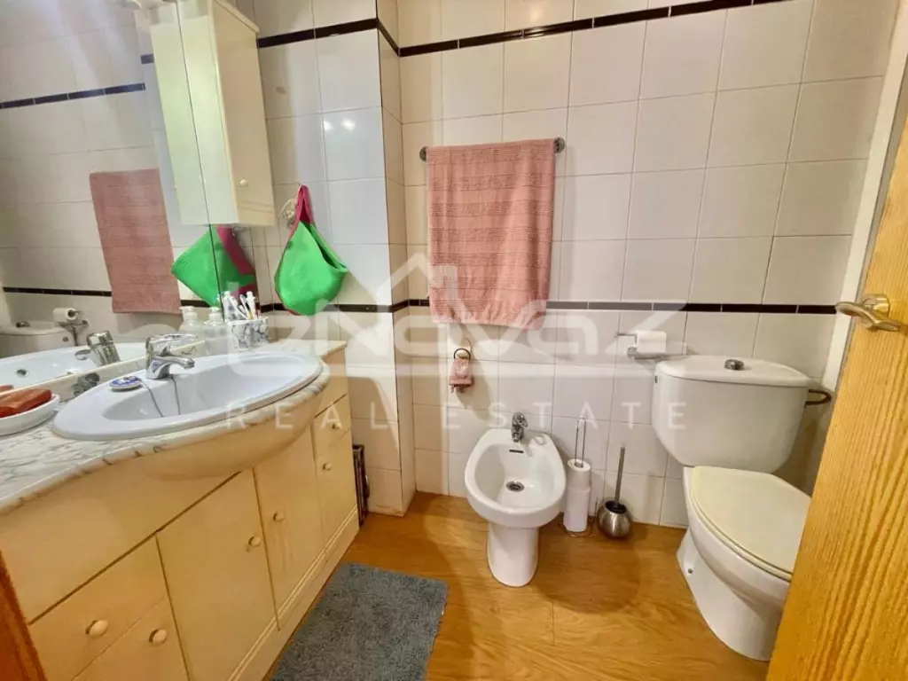 Apartamento en Torrevieja 80 m², Ref.998-16