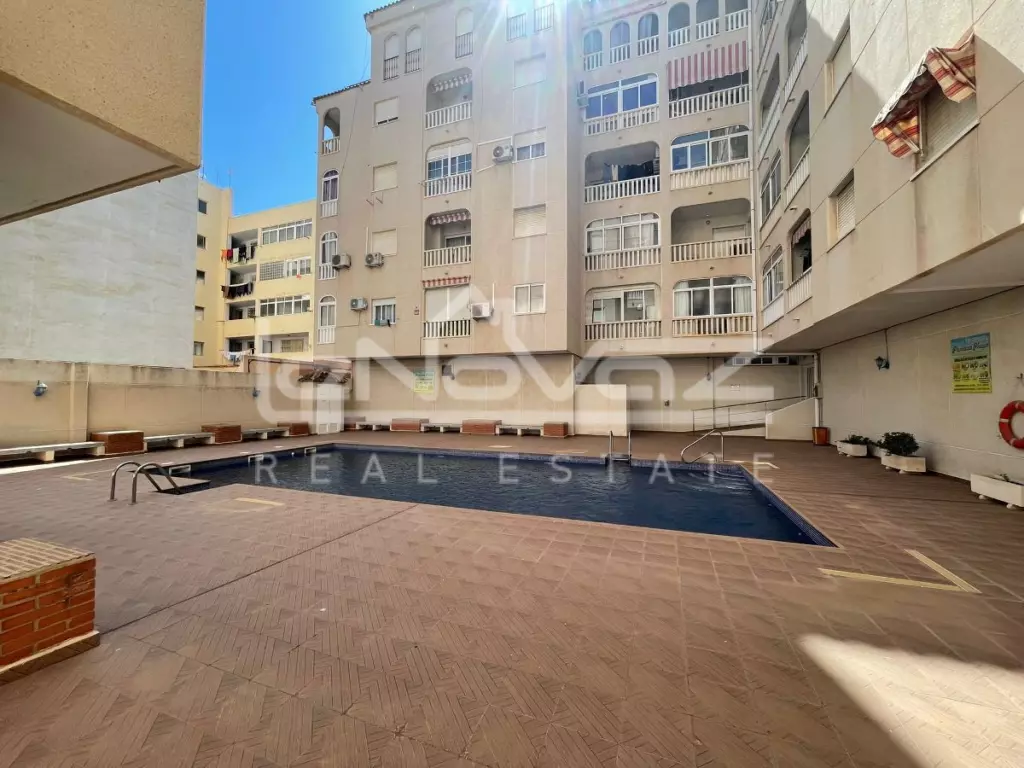 Apartamento en Torrevieja 80 m², Ref.998-22