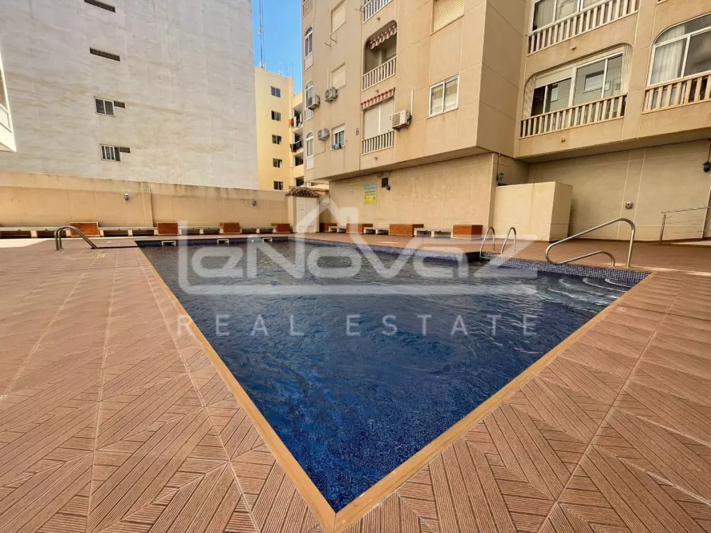 Apartamento en Torrevieja 80 m², Ref.998-6